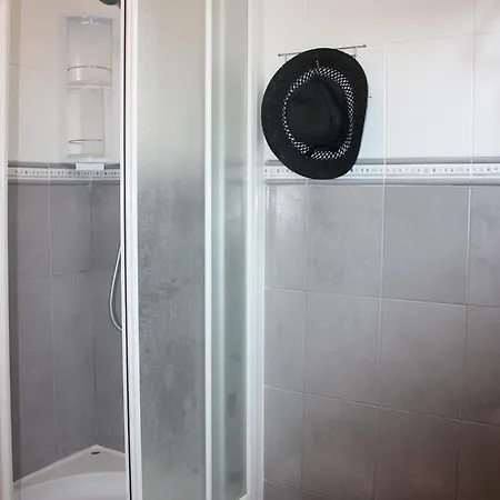 Jtv Simuni Apartment Kolan