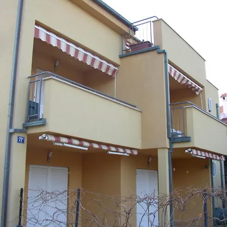 Jtv Simuni Appartement Kolan